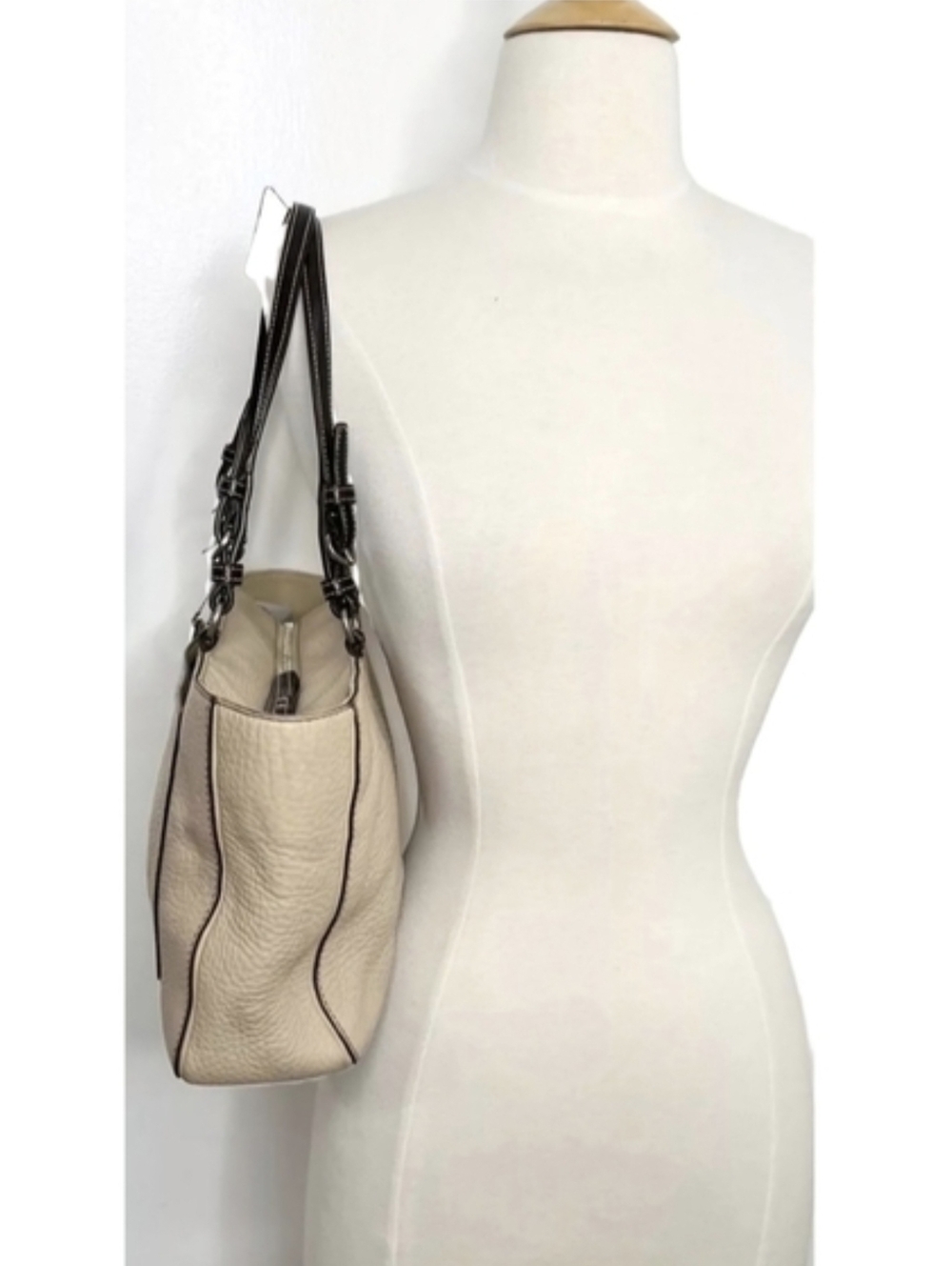 Coach F10892 Chelsea East West In Sand Pebbled Leather Tote Bag